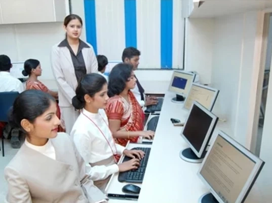 aviation Institute in Uttar Pradesh Bhartiya Airways